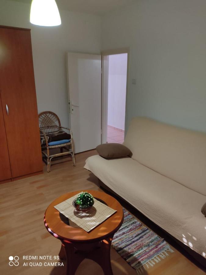 Apartmani Iva สเวติยูไร ภายนอก รูปภาพ